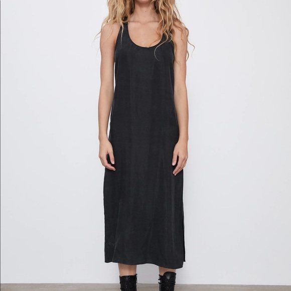 Zara Dresses & Skirts - ZARA flowy trf dress black